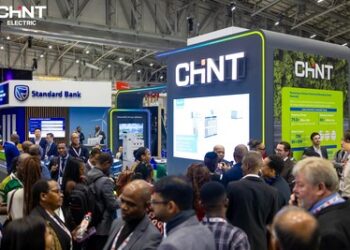 CHINT تعرض محولات زيت الإسترات الطبيعية وشبكات ذكية لتحول الطاقة في أفريقيا