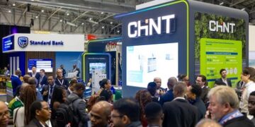 CHINT تعرض محولات زيت الإسترات الطبيعية وشبكات ذكية لتحول الطاقة في أفريقيا