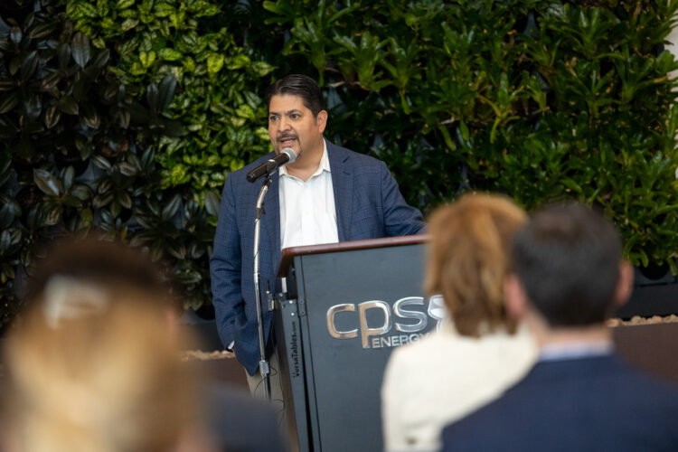 CPS Energy تبحث عن مدير تنفيذي جديد بعد مغادرة رودى غارزا CPS Energy تبحث عن مدير تنفيذي جديد بعد مغادرة رودى غارزا