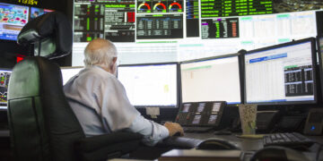 ERCOT تتوقع زيادة قياسية في طلب الطاقة الصيفي