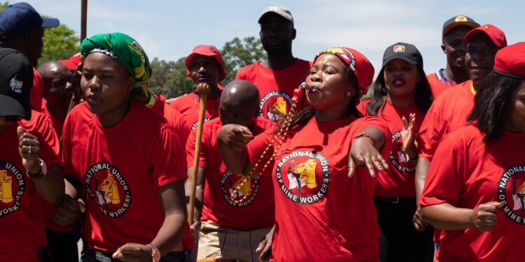 NUM يندد بقرار بترا الماس لإنقاذ منجم فينش وتهديد 1,700 وظيفة