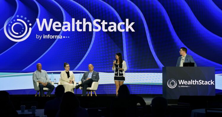 bQuest تحصد جائزة أفضل عرض في مسابقة WealthStack