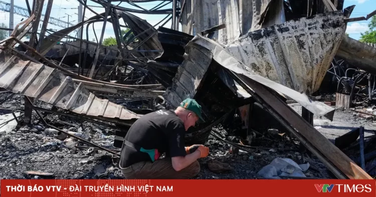 أوكرانيا تعلن استهداف مجمع غاز هيليوم روسي في أورينبورغ وتدمير مراكز اتصالات فضائية