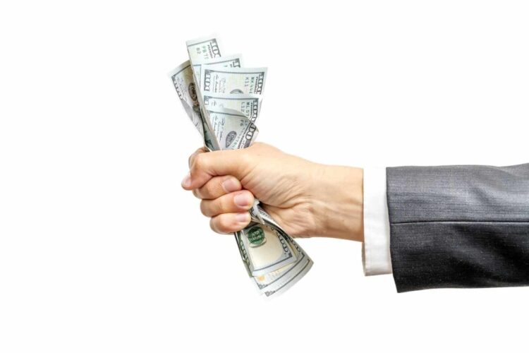 ارتفاع الدولار مدعومًا بقوة سوق العمل الأمريكي ارتفاع الدولار مدعومًا بقوة سوق العمل الأمريكي