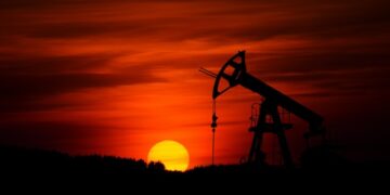 ارتفاع زخم Energy Transfer LP بعد ترقية المحللين