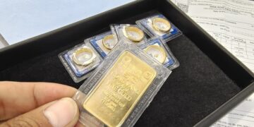 ارتفاع سعر الذهب الفوري إلى 4015 دولار للأونصة مع قفزة محلية قرب 147 مليون دونغ