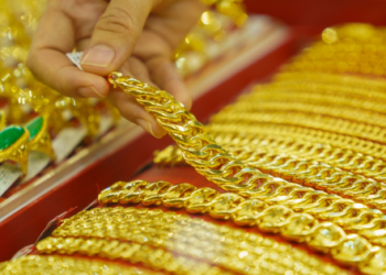 ارتفاع سعر الذهب الفوري إلى 4204 دولار للأونصة مع صعود محلي إلى 148.6 مليون دونغ
