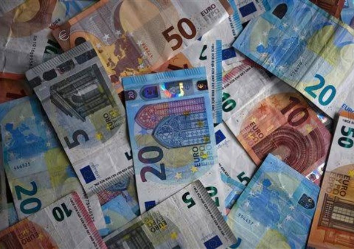 استقرار سعر اليورو مقابل الجنيه في البنوك المحلية اليوم السبت استقرار سعر اليورو مقابل الجنيه في البنوك المحلية اليوم السبت