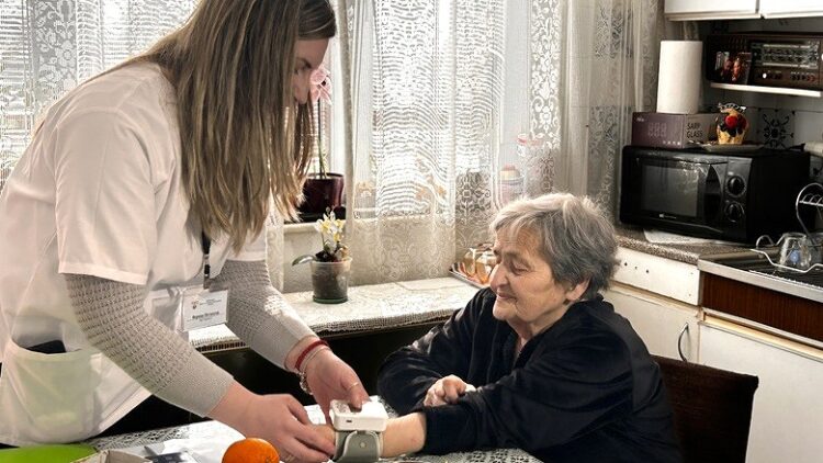اقتصاد الرعاية الجديد في مقدونيا الشمالية: تغيير حياة الناس اقتصاد الرعاية الجديد في مقدونيا الشمالية: تغيير حياة الناس