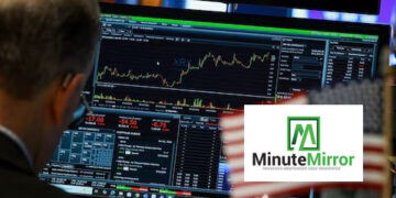 الأسواق العالمية تتحرك بحذر مع إشارات متناقضة من الاقتصاد الأمريكي