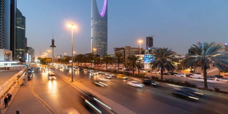 الاقتصاد السعودي يعيد رسم طموحاته: "الاعتماد المحلي" هو الأساس