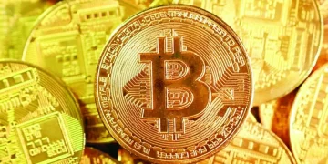 البيتكوين تهبط إلى 64,242 دولار بفعل تشدد الفيدرالي