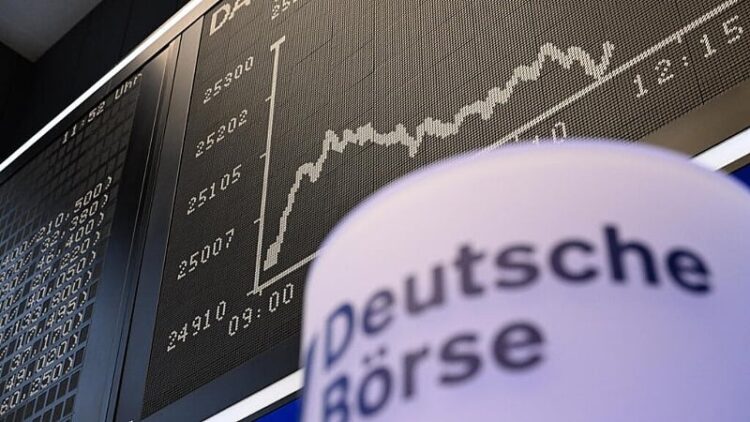 الحرب في إيران تضغط على اقتصاد أوروبا مع تراجع النمو وارتفاع الأسعار الحرب في إيران تضغط على اقتصاد أوروبا مع تراجع النمو وارتفاع الأسعار