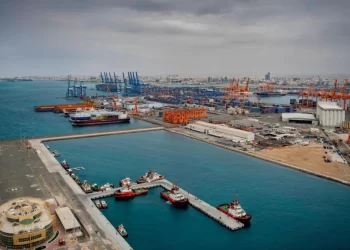 السعودية تسجل ارتفاع فائض الميزان التجاري 100.8% بتراجع واردات أبريل