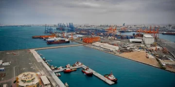 السعودية تسجل ارتفاع فائض الميزان التجاري 100.8% بتراجع واردات أبريل