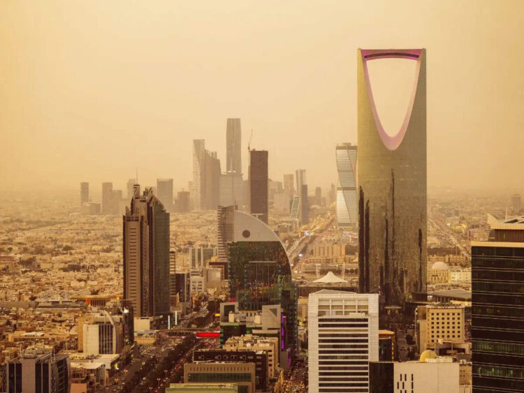 السعودية تفتح باب التسجيل لطلبات تأشيرات العمرة للموسم الجديد السعودية تفتح باب التسجيل لطلبات تأشيرات العمرة للموسم الجديد