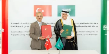 السعودية وتركيا توقعان اتفاقية لتعزيز التعاون في السكك الحديدية