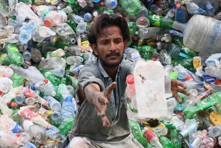 الصادرات الأميركية من المواد البلاستيكية إلى الصين تزيد المخاطر البيئية العالمية