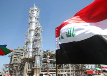 العراق يطالب أوبك+ برفع حصته النفطية ويراجع خيارات الانسحاب