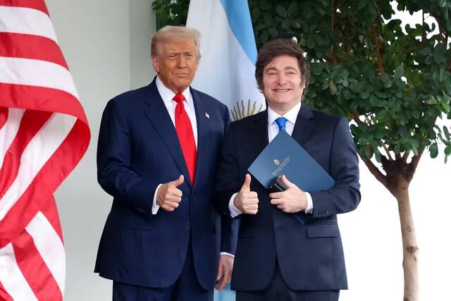 العلاقة مع ترامب تقيّم ديون الأسواق الناشئة الجديدة العلاقة مع ترامب تقيّم ديون الأسواق الناشئة الجديدة