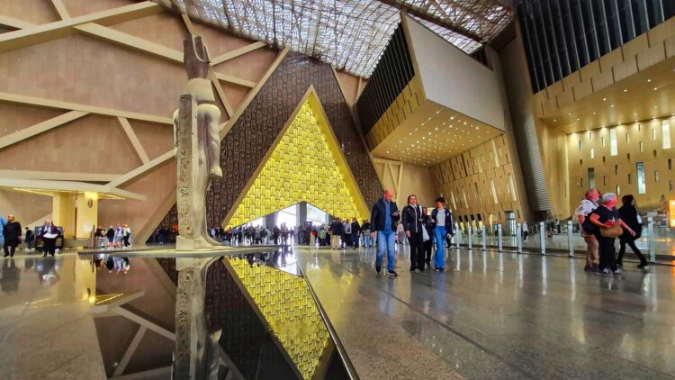 المتحف المصري الكبير يُفعّل أول محطات طاقة شمسية بقدرة 0.2 ميغاواط المتحف المصري الكبير يُفعّل أول محطات طاقة شمسية بقدرة 0.2 ميغاواط