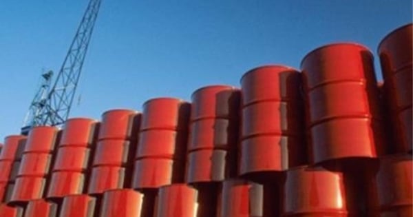 انخفاض أسعار النفط إلى أدنى مستوى منذ مارس مع برنت عند 77.1 دولار وWTI عند 73.2 دولار انخفاض أسعار النفط إلى أدنى مستوى منذ مارس مع برنت عند 77.1 دولار وWTI عند 73.2 دولار