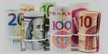 انخفاض جميع أسعار العملات العربية والأجنبية مقابل الجنيه في بنك CIB اليوم السبت