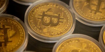 بتكوين بلا جدوى كعملة وليس بسبب تراجع قيمتها