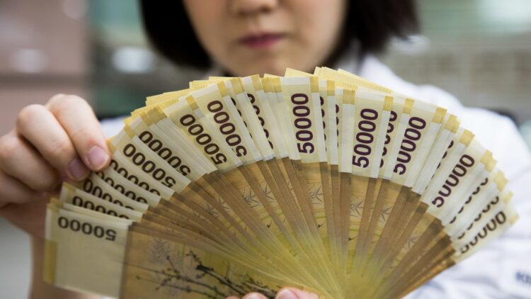 بورصة كوريا ترتفع وسط تأثير مكافآت شركات التكنولوجيا على الاقتصاد