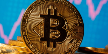 بيتكوين تهبط 1.2% إلى 64,337.60 دولار مع ضغوط رفع الفائدة الأمريكية