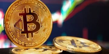 بيتكوين في مفترق طرق: تفاعلات العملات المشفرة مع المتغيرات الأخيرة