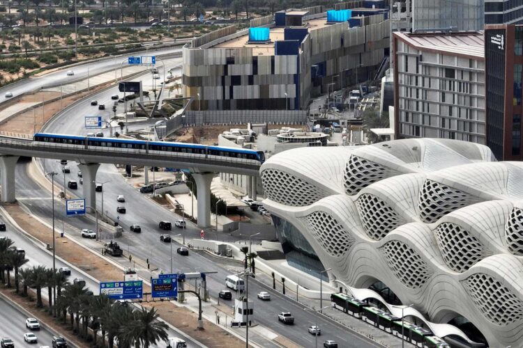 تباطؤ اقتصاد السعودية في الربع الأول نتيجة أنشطة النفط