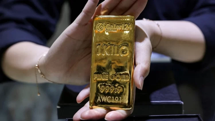 تراجع أسعار الذهب في السعودية مع استمرار صعود الدولار وتوقع 3 زيادات للفائدة الأميركية
