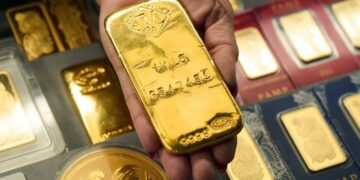تراجع أسعار الذهب مع استمرار ارتفاع معدلات الفائدة