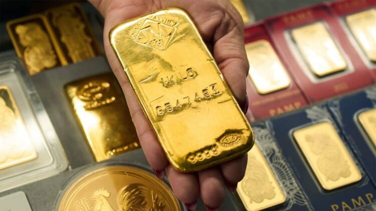 تراجع أسعار الذهب مع استمرار ارتفاع معدلات الفائدة تراجع أسعار الذهب مع استمرار ارتفاع معدلات الفائدة