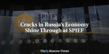 تسليط الضوء على ضعف الاقتصاد الروسي خلال SPIEF