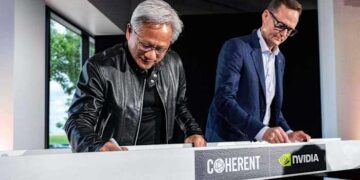 تعهد هوانغ من Nvidia بأن الذكاء الاصطناعي سيدعم وظائف التصنيع في اختبار بتكساس