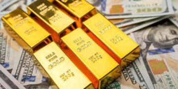 توقعات أسعار الذهب: XAU/USD تبحث عن اتجاه فوق 4500 دولار