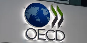 توقعات نمو الاقتصاد المغربي 5% بحلول 2026