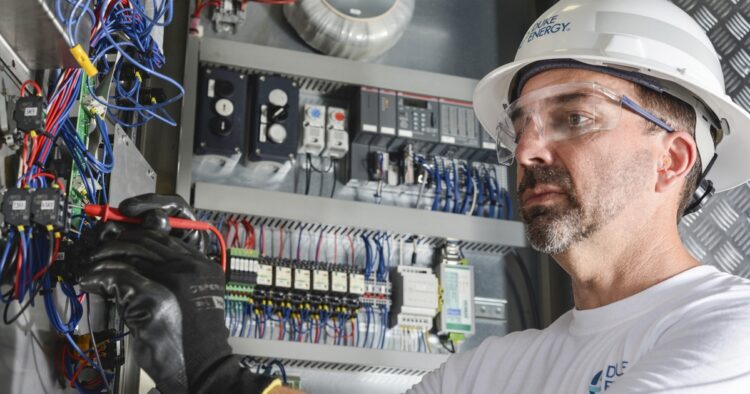 ديك إنرجي تنضم لائتلاف Careers Electric™ لبناء قوى عمل جديدة ديك إنرجي تنضم لائتلاف Careers Electric™ لبناء قوى عمل جديدة
