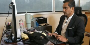 رجل أعمال: شركتي تعتمد على تأشيرات العمالة الأجنبية الماهرة