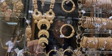 سعر الذهب عيار 21 في مصر 5745 جنيها مع ارتفاع الأوقية عالميا