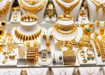 سعر الذهب في مصر ينخفض 50 جنيهًا مع التراجع العالمي إلى 3993 دولارًا للأونصة