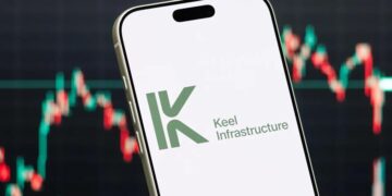 سهم KEEL يتصدر اهتمام المستثمرين بعد إعلان أول عقد مركز بيانات