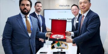 شركة Generation 5 وهانوا للطيران توقعان اتفاقية تصنيع مدافع هاوتزر K9 في الإمارات