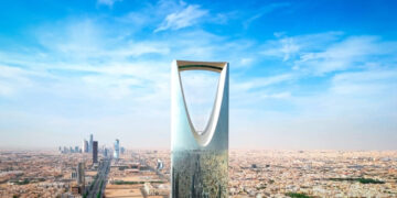 صندوق النقد يتوقع نمو اقتصاد السعودية 2% في 2026 بدعم الطلب المحلي