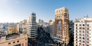 لماذا تنمو اقتصاد إسبانيا ثلاثة أضعاف منطقة اليورو؟