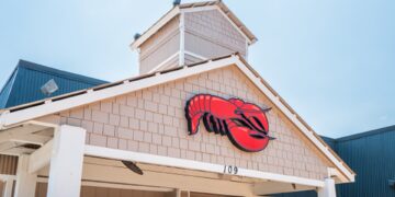 مؤشر ستاندرد آند بورز 500 يغلق مستقراً وسط تعقيدات إفلاس Red Lobster