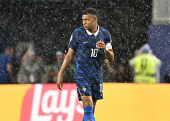 مبابي يقترب من رقم رونالدو ويتصدر قائمة هدافي اليورو والمونديال