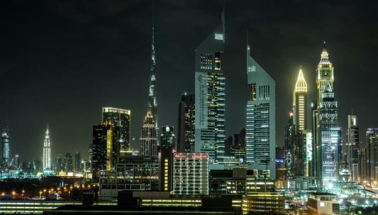 مبيعات العقارات في دبي تسجل 1.83 مليار دولار خلال أسبوع